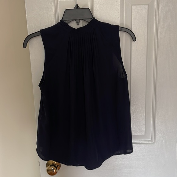 Banana Republic Blouse - Picture 3 of 3